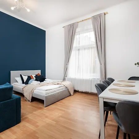 Stylowy - 6 Sypialni - Krakow, Stare - By Upstairs كراكوفيا