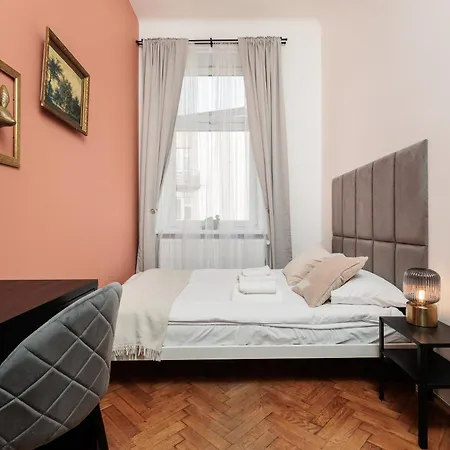 Stylowy - 6 Sypialni - Krakow, Stare - By Upstairs كراكوفيا