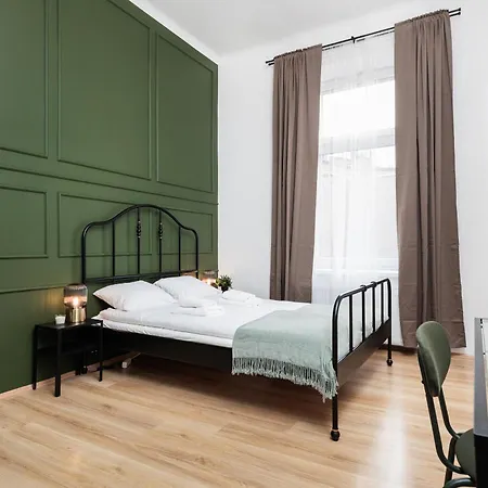 شقة Stylowy - 6 Sypialni - Krakow, Stare - By Upstairs كراكوفيا